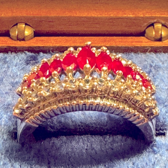 925s White Sapphire & Ruby Ring - Picture 3 of 7